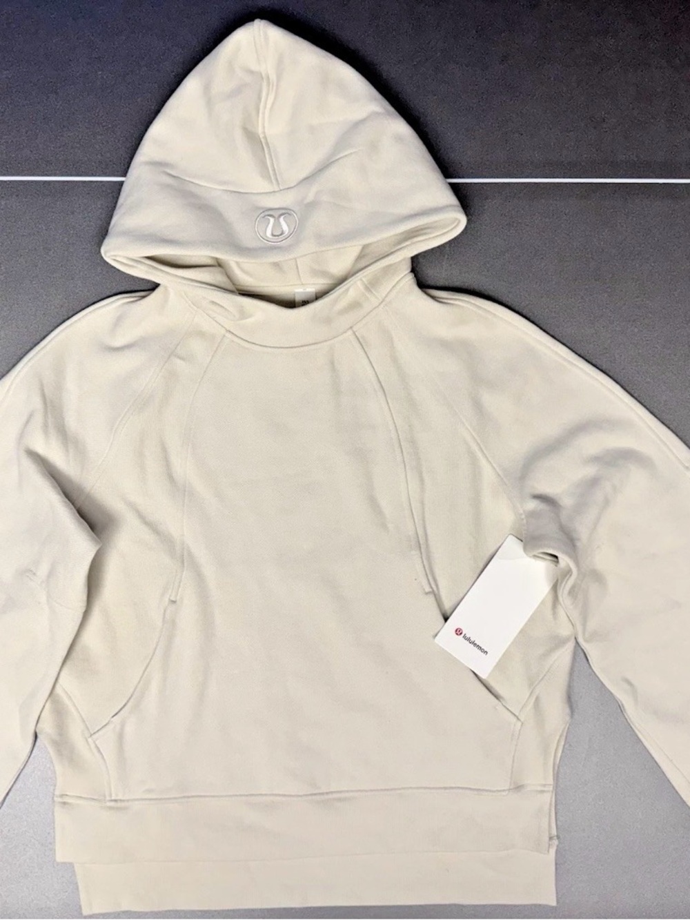 Lululemon Scuba Oversized Side Slit Hoodie Bone XS/S NWT - Picture 7 of 10